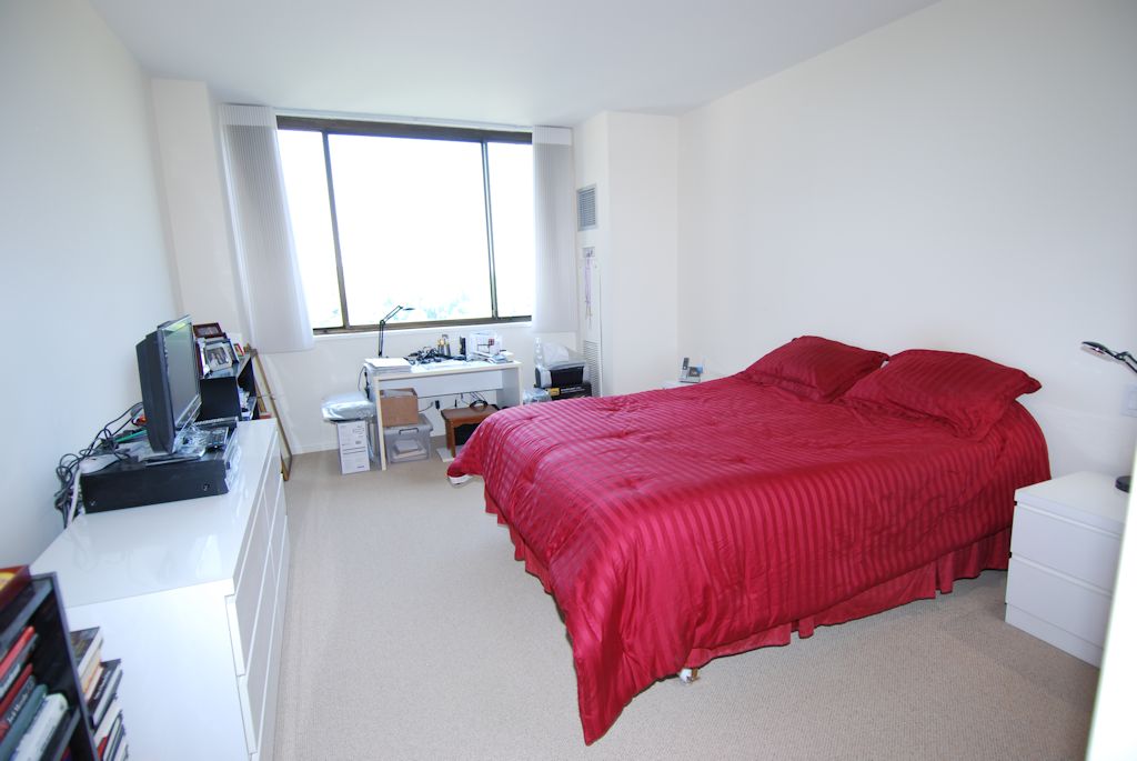 North Shore Towers 1 bedroom   Apartment