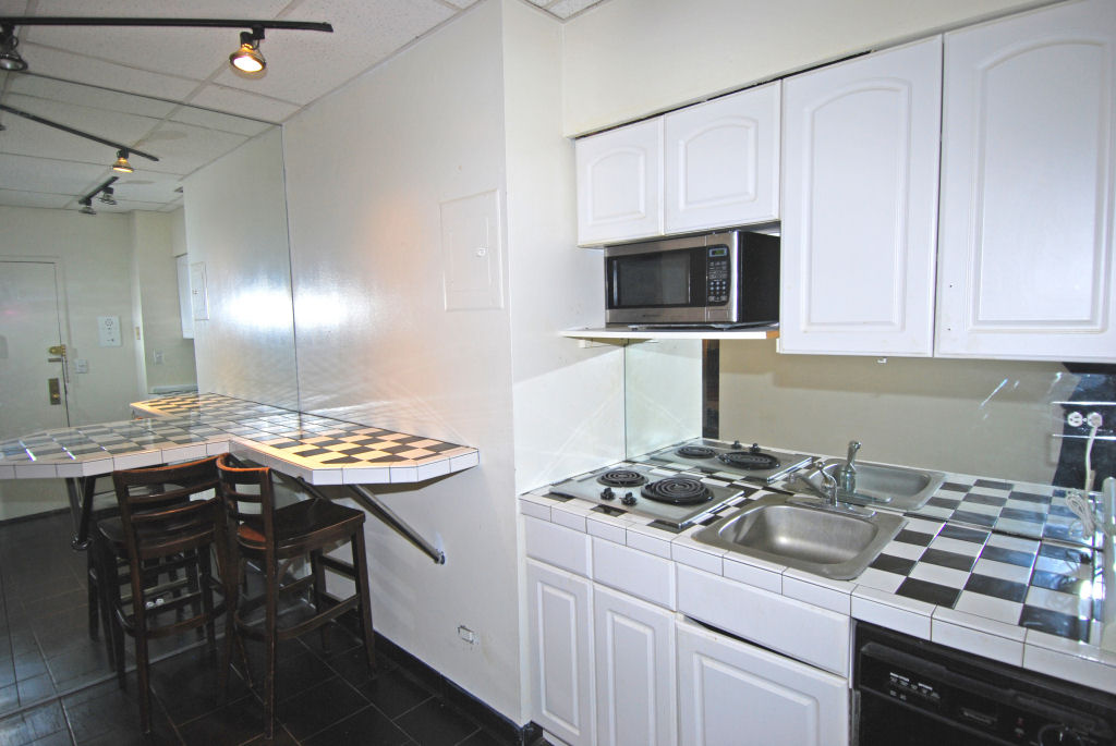 North Shore Towers Studio Apartment