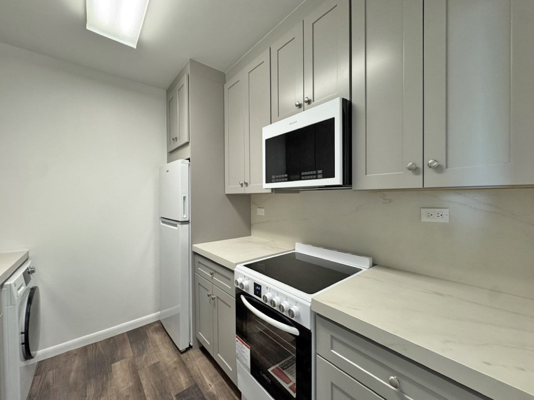North Shore Towers Apt.