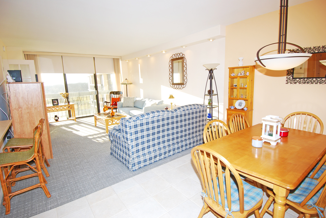 North Shore Towers Studio Apartment