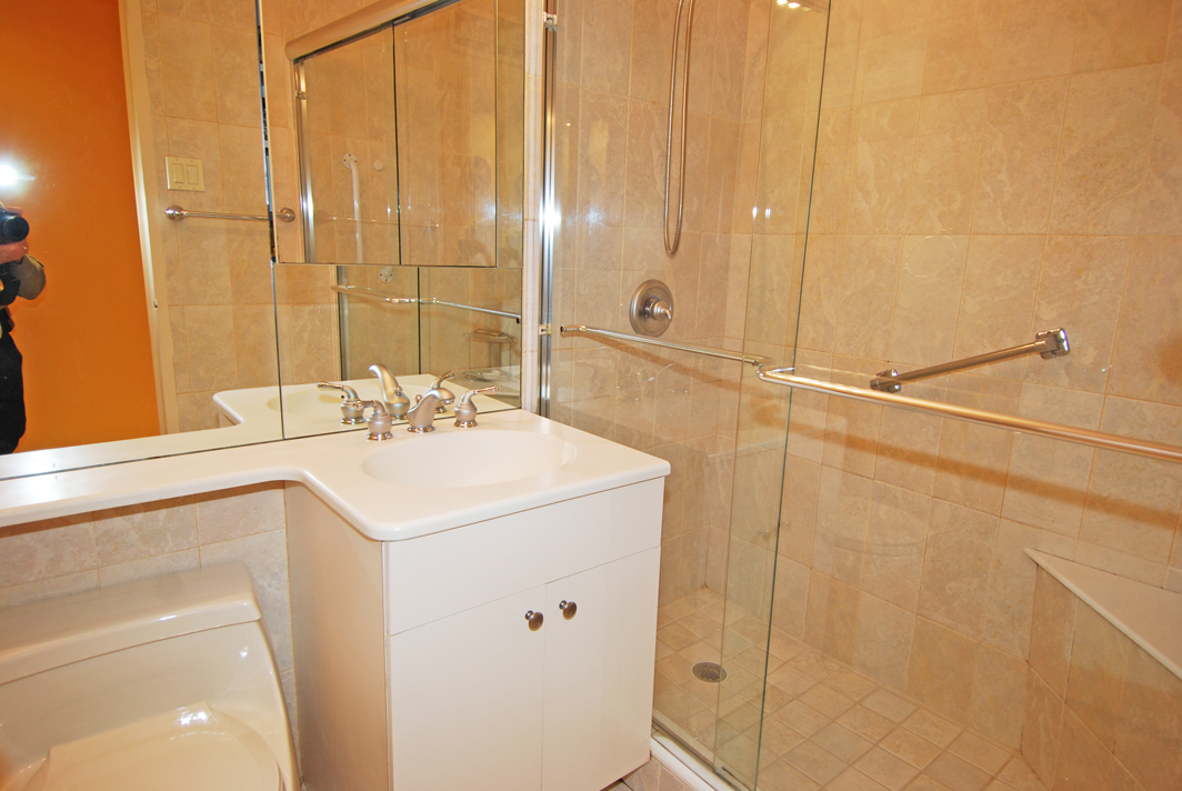 North Shore Towers Studio Apartment