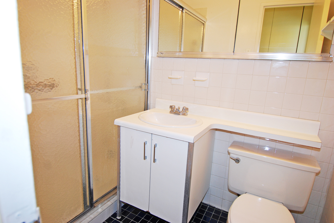 North Shore Towers 1 Bedroom Apartment