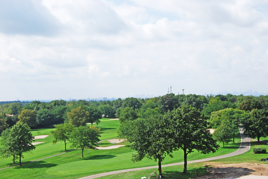 North Shore Towers 1 Bedroom Apartment