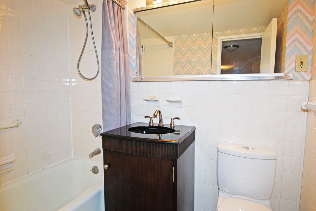 North Shore Towers 1 Bedroom Apartment