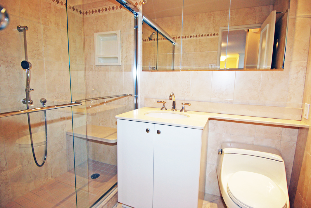 North Shore Towers 1 Bedroom Apartment