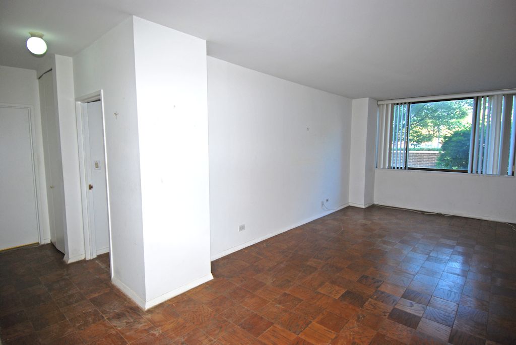 North Shore Towers 1 Bedroom Apartment