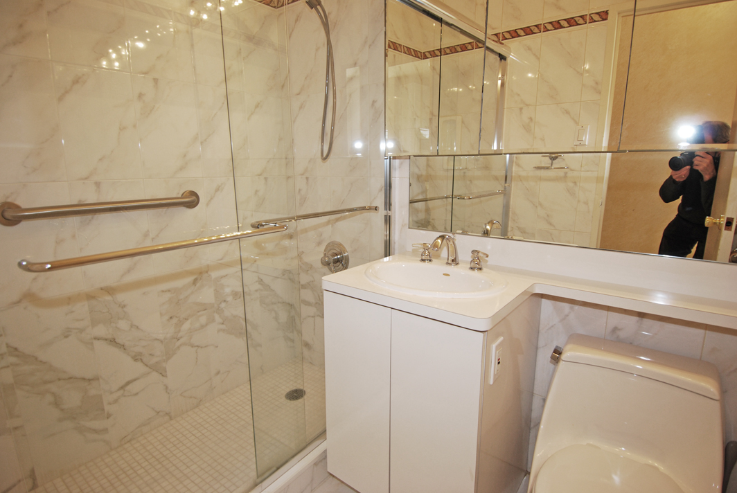 North Shore Towers Studio Apartment