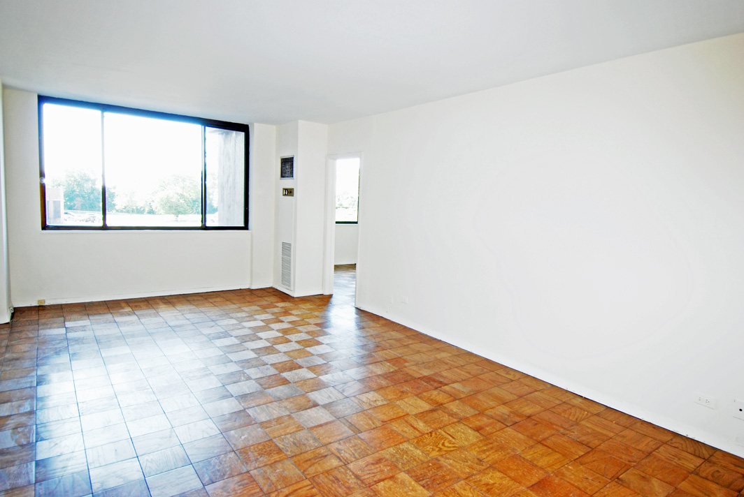 North Shore Towers Studio Apartment