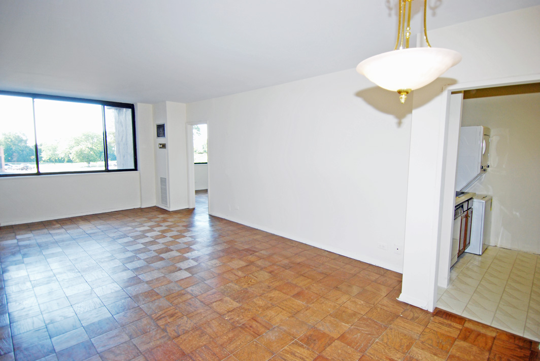 North Shore Towers Studio Apartment