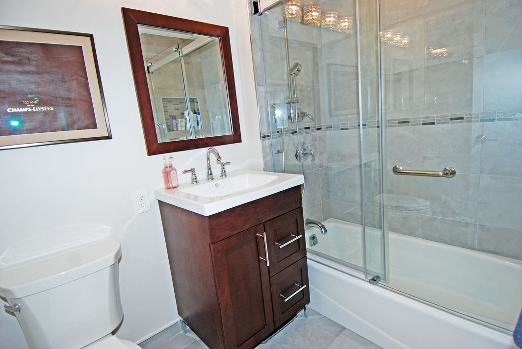 North Shore Towers 1 Bedroom Apartment