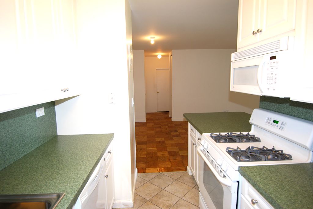 North Shore Towers 1 Bedroom Apartment