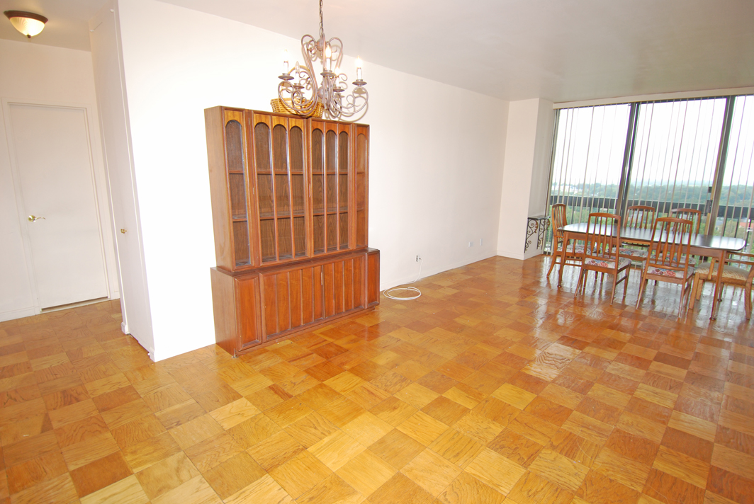 North Shore Towers 1 Bedroom Apartment