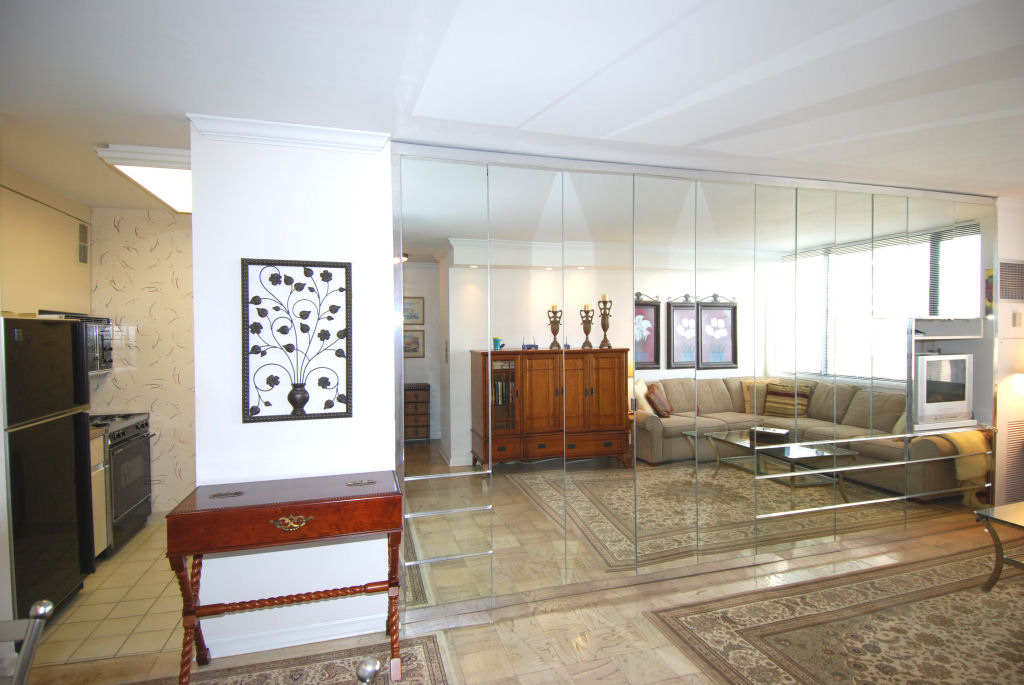 North Shore Towers Studio Apartment