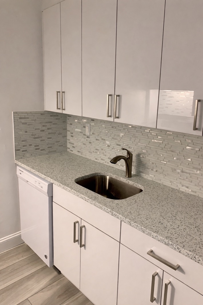 North Shore Towers Apt.