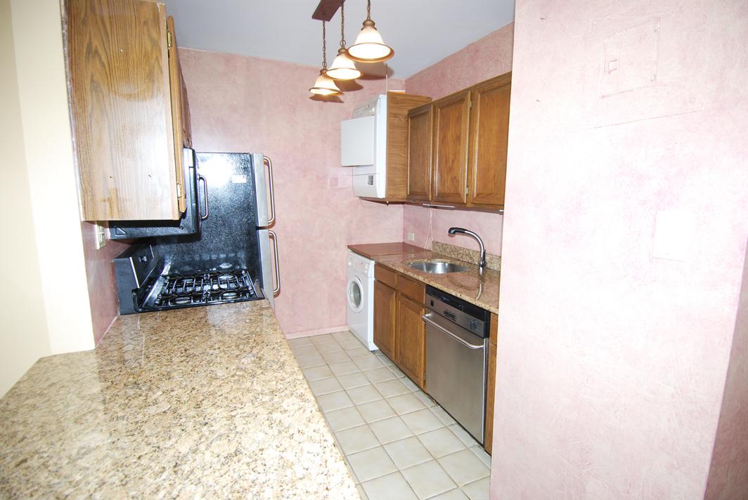 North Shore Towers 1 Bedroom Apartment