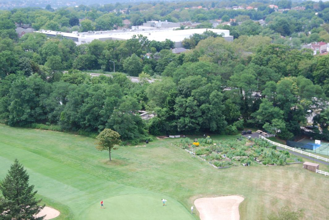 North Shore Towers 1 Bedroom Apartment