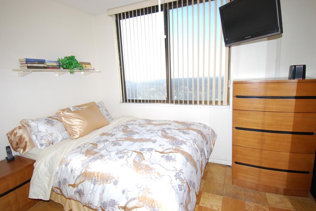 North Shore Towers Studio Apartment