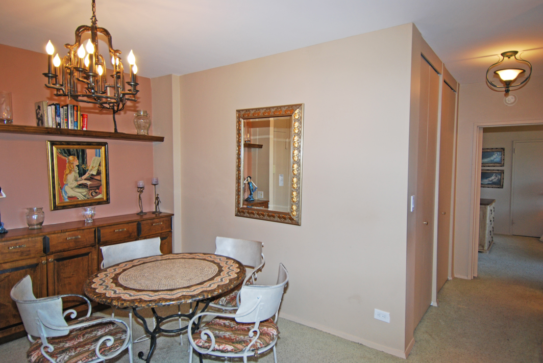 North Shore Towers 1 Bedroom Apartment