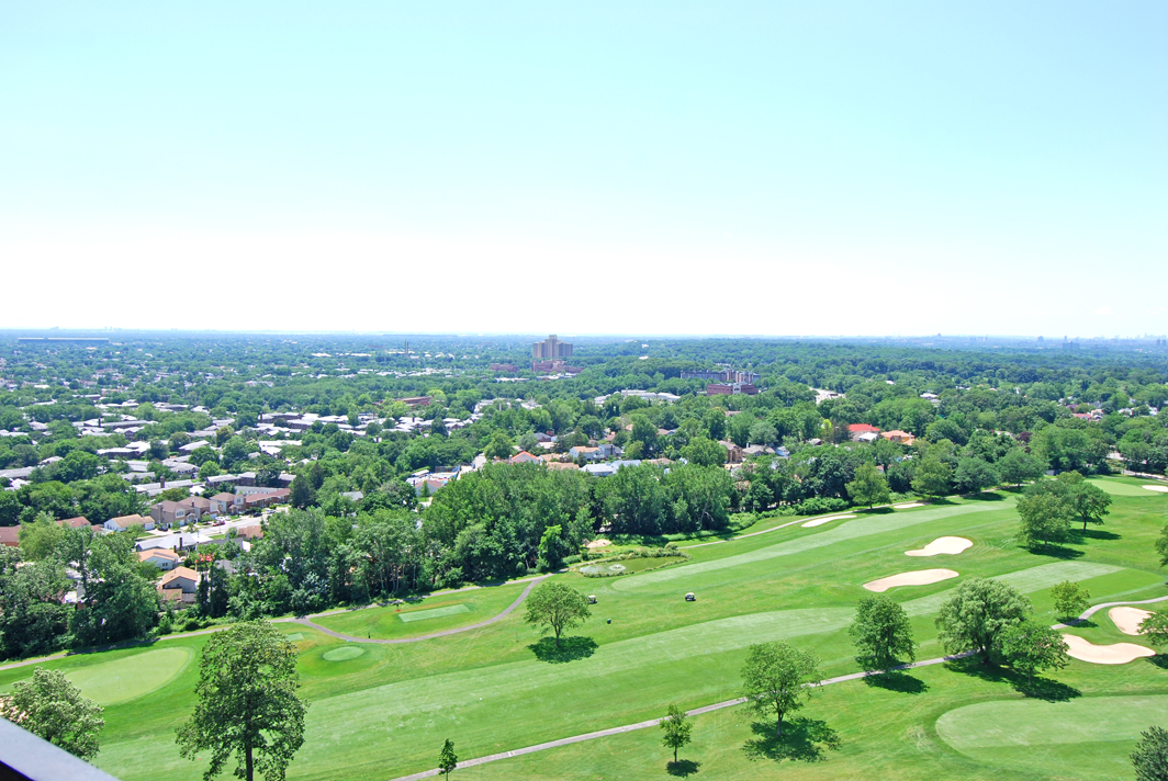 North Shore Towers Alcove Studio