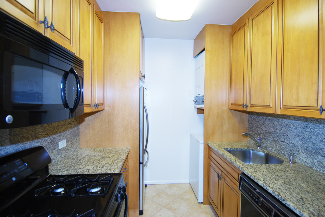 North Shore Towers 1 Bedroom Apartment