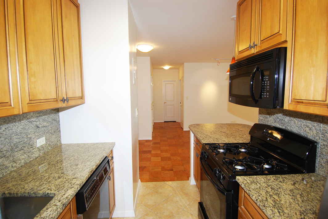 North Shore Towers 1 Bedroom Apartment