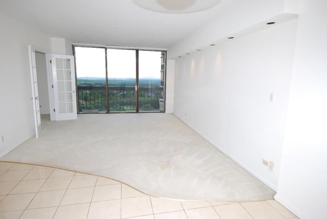 North Shore Towers Studio Apartment