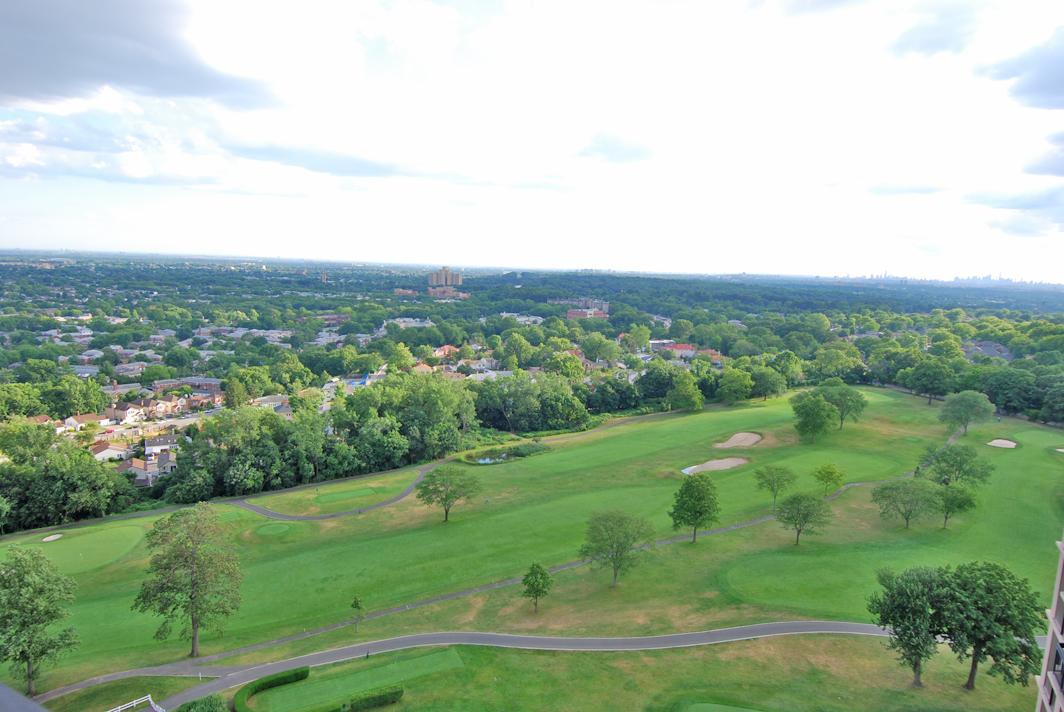 North Shore Towers Studio Apartment