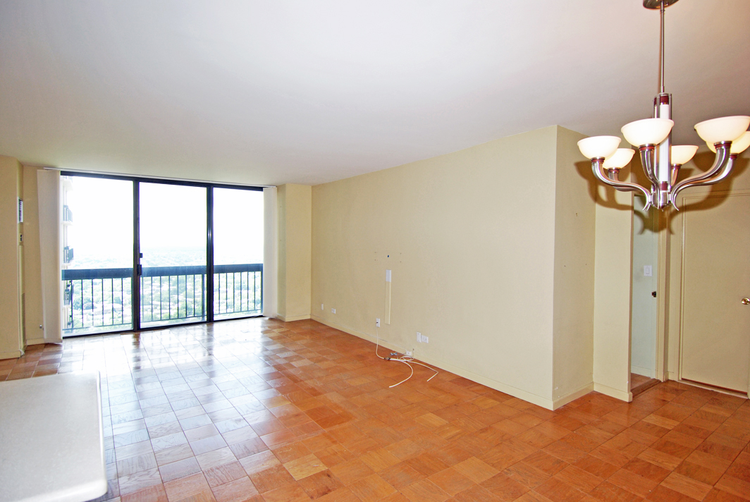 North Shore Towers 1 Bedroom Apartment