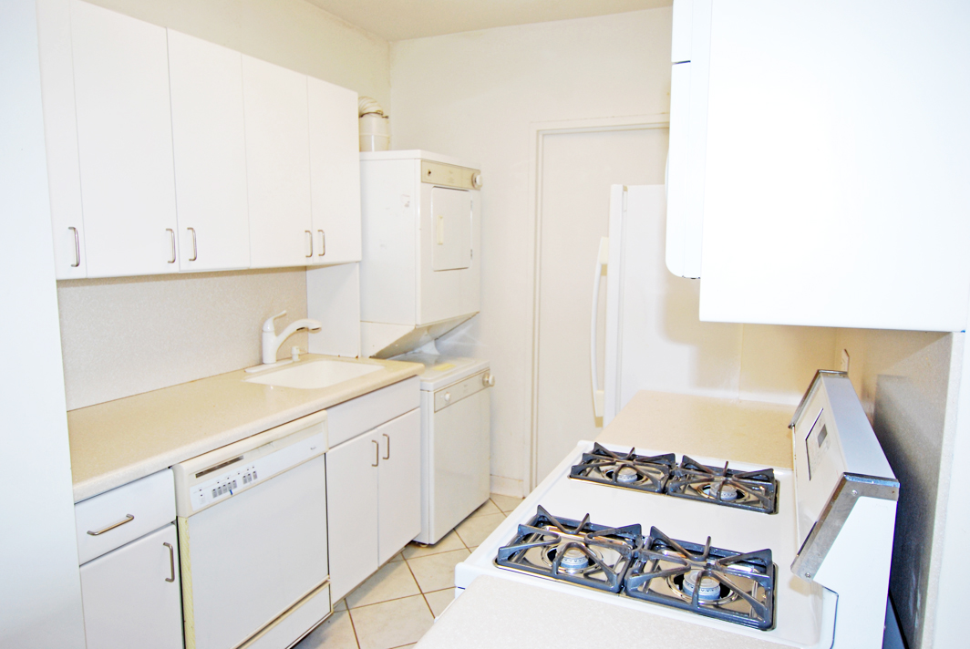 North Shore Towers 1 Bedroom Apartment