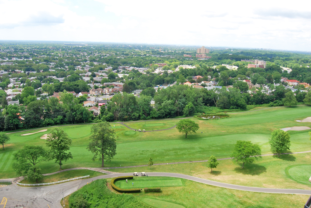 North Shore Towers 1 Bedroom Apartment