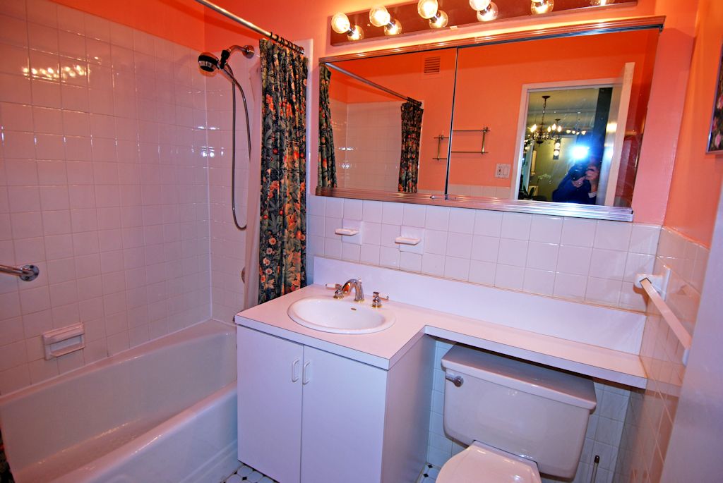 North Shore Towers Apartment