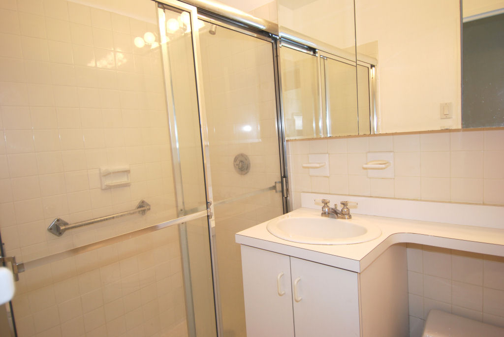 North Shore Towers Alcove Studio