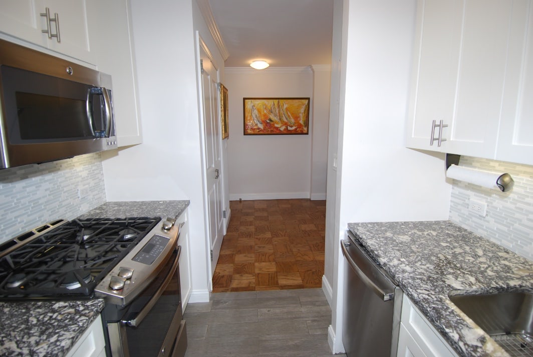 North Shore Towers Apt.