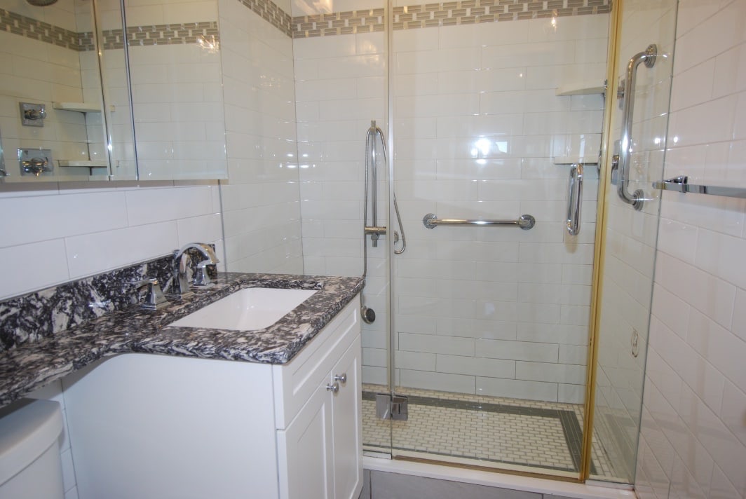 North Shore Towers Apt.