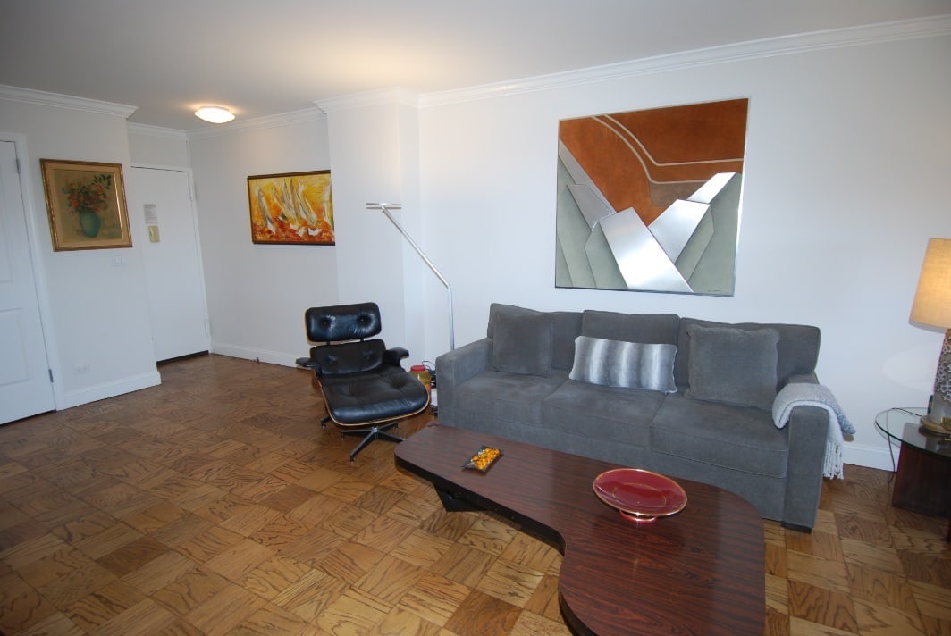 North Shore Towers Apt.