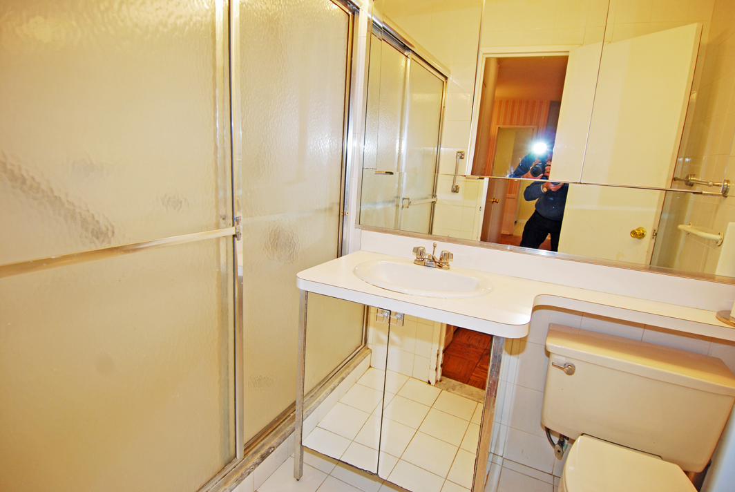 North Shore Towers 1 Bedroom Apartment