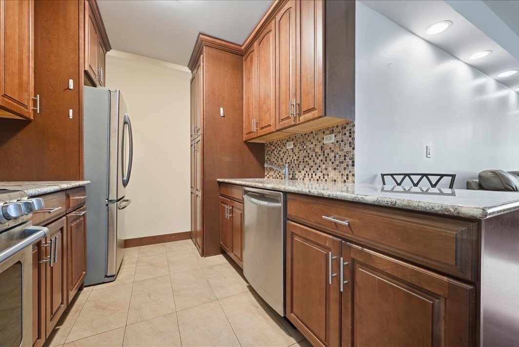 North Shore Towers Apt.