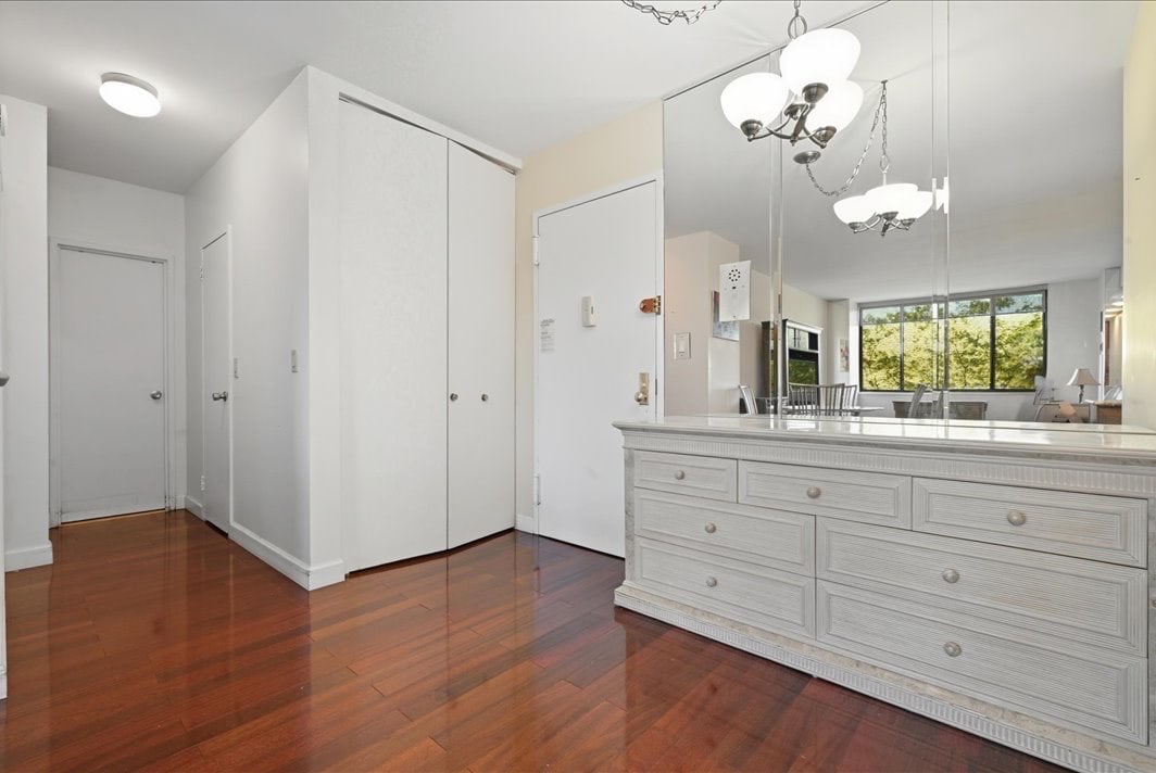 North Shore Towers Apt.