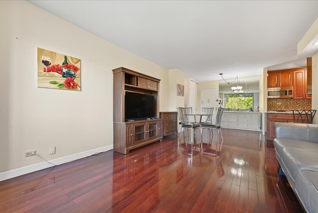 North Shore Towers Apt.