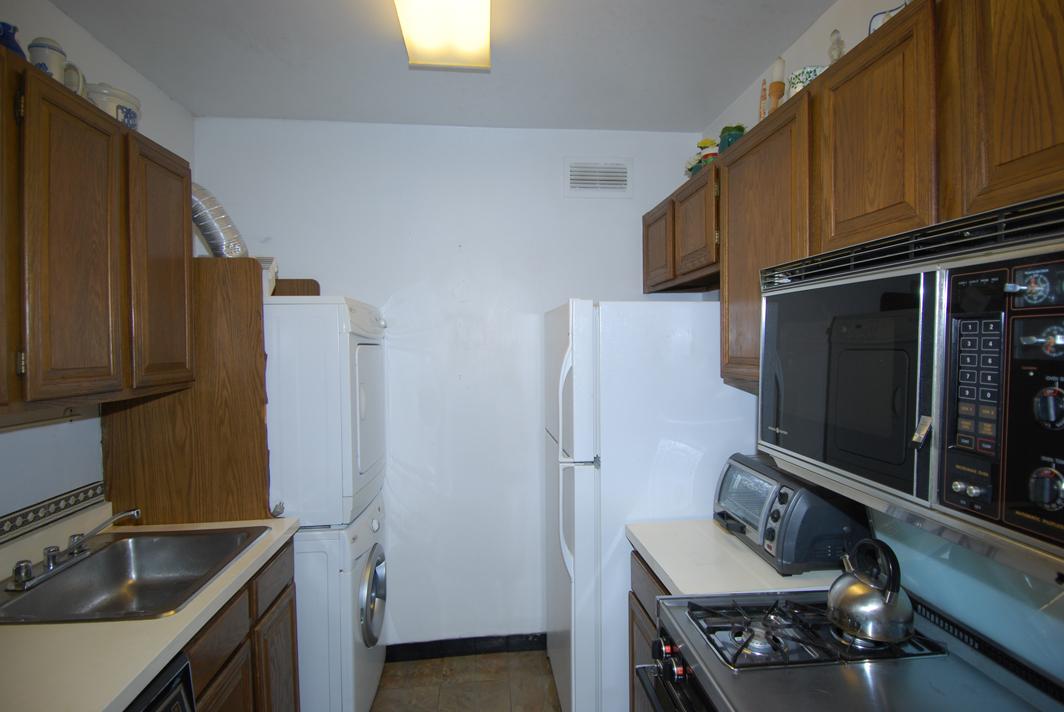 North Shore Towers Apartment