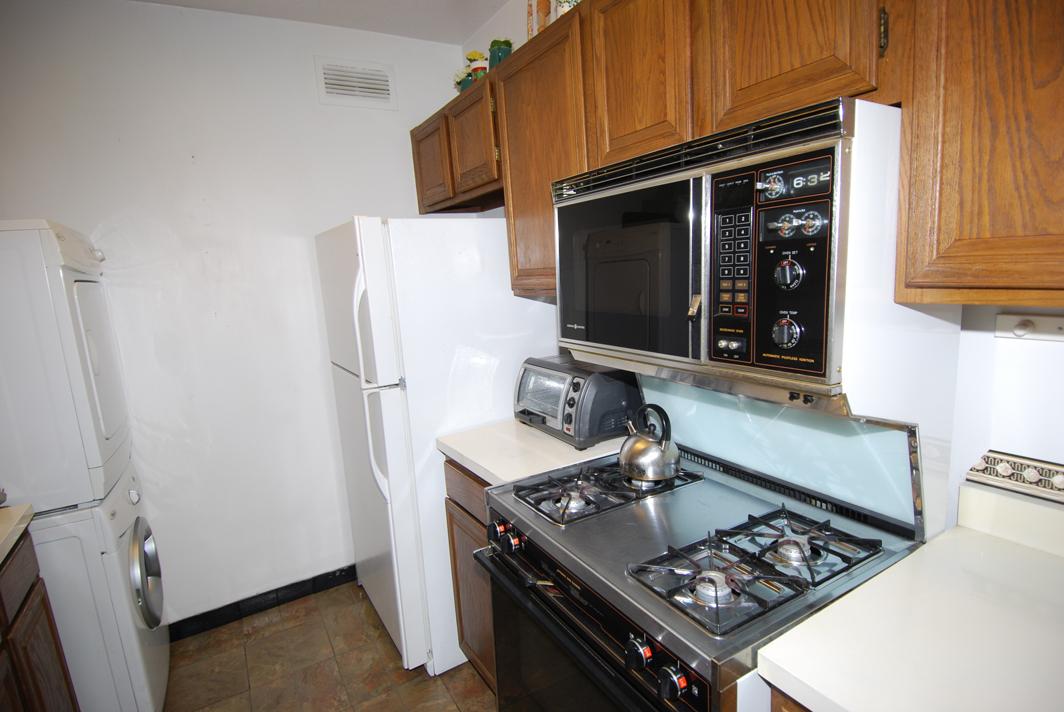 North Shore Towers Apartment