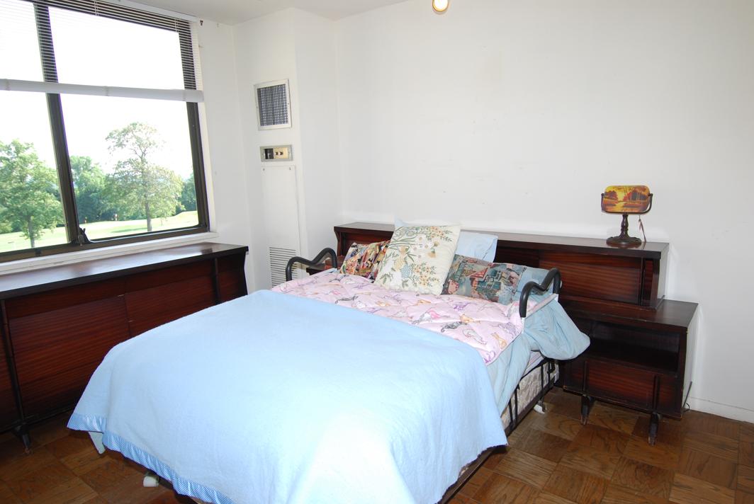 North Shore Towers Apartment