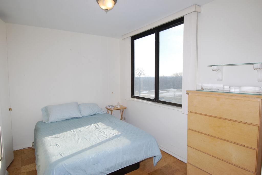 North Shore Towers Studio Apartment