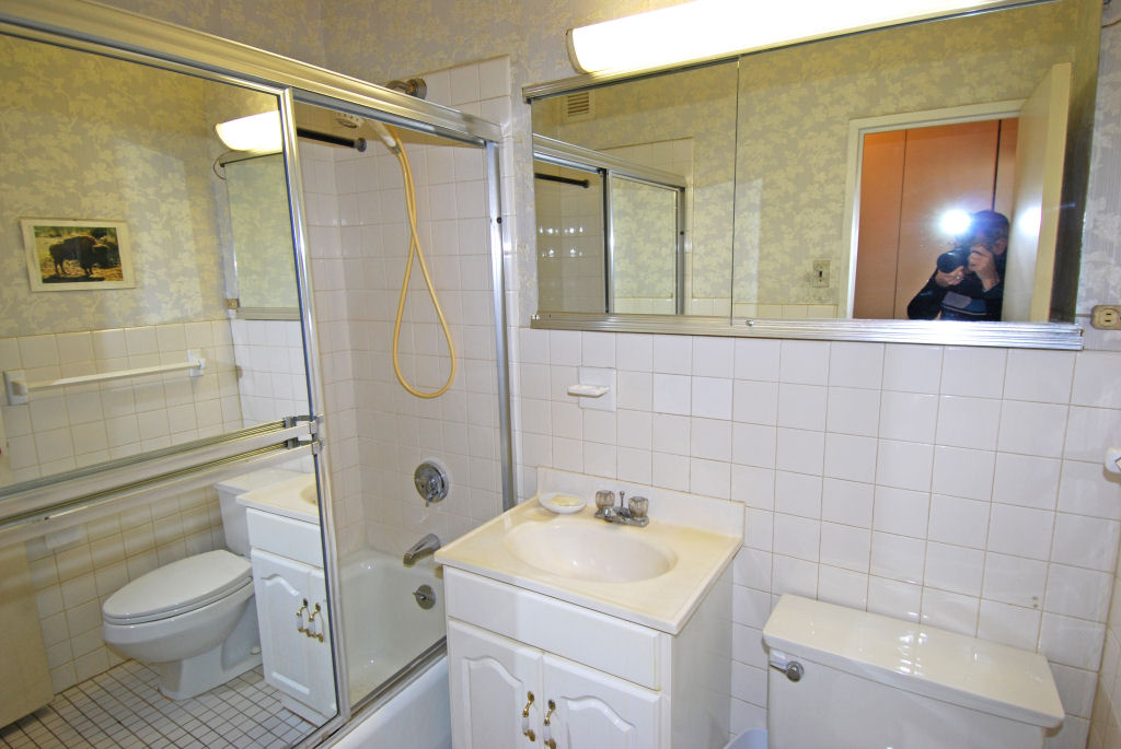 North Shore Towers 1 Bedroom Apartment