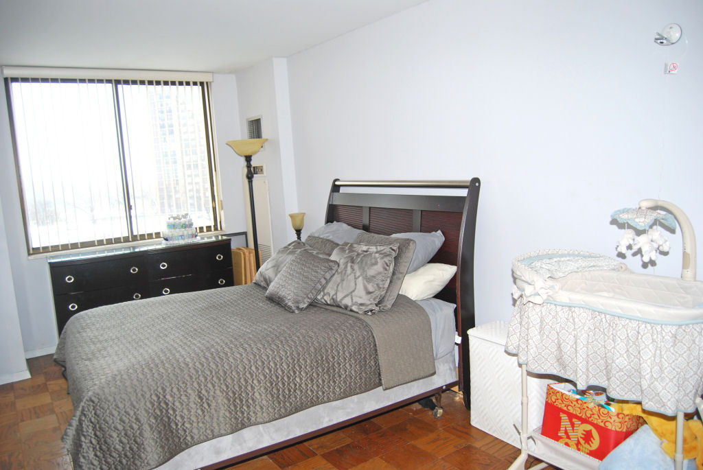 North Shore Towers 1 bedroom Apartment