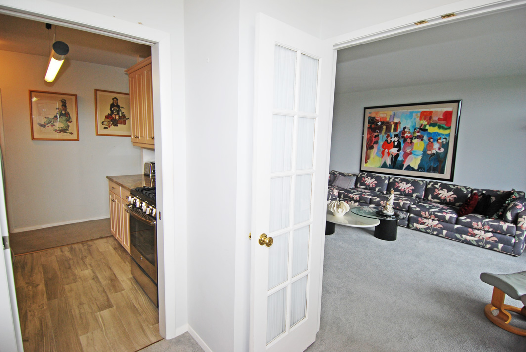 North Shore Towers Studio Apartment