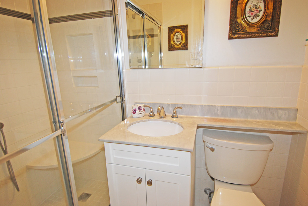 North Shore Towers Studio Apartment