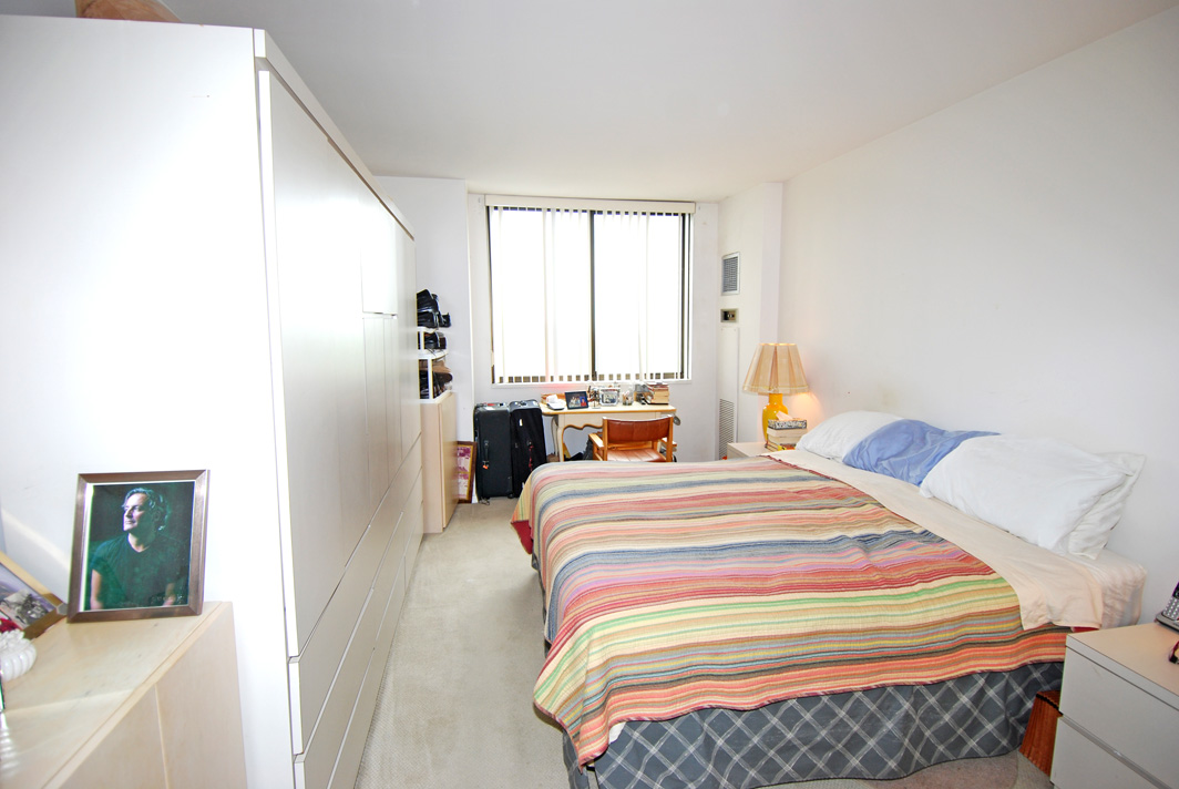 North Shore Towers Apt.