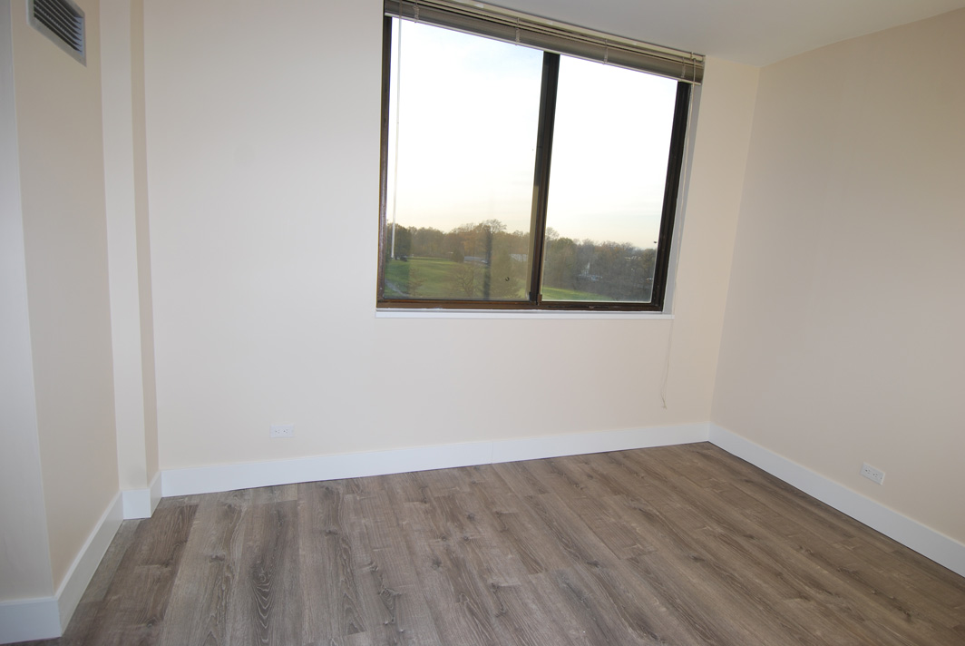 North Shore Towers Studio Apartment