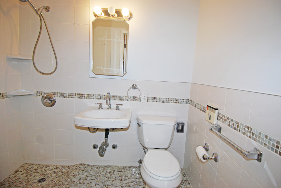 North Shore Towers Studio Apartment